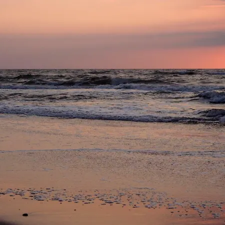 Lägenhet Apartamenty Port Ustka Centrum Z Miejscem Garazowym *