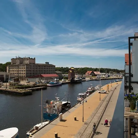 Port Centrum Nad Woda Z Miejscem Garazowym * Ustka