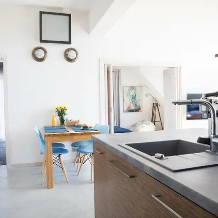 Lägenhet Apartamenty Port Ustka Centrum Z Miejscem Garazowym *